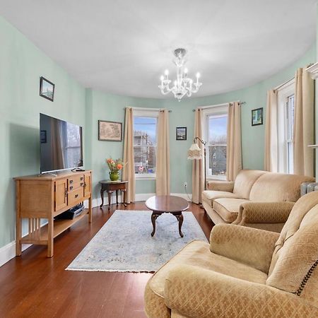 Bright & Spacious 2Br Apartment, Mins From Downtown Boston, Parking Luaran gambar