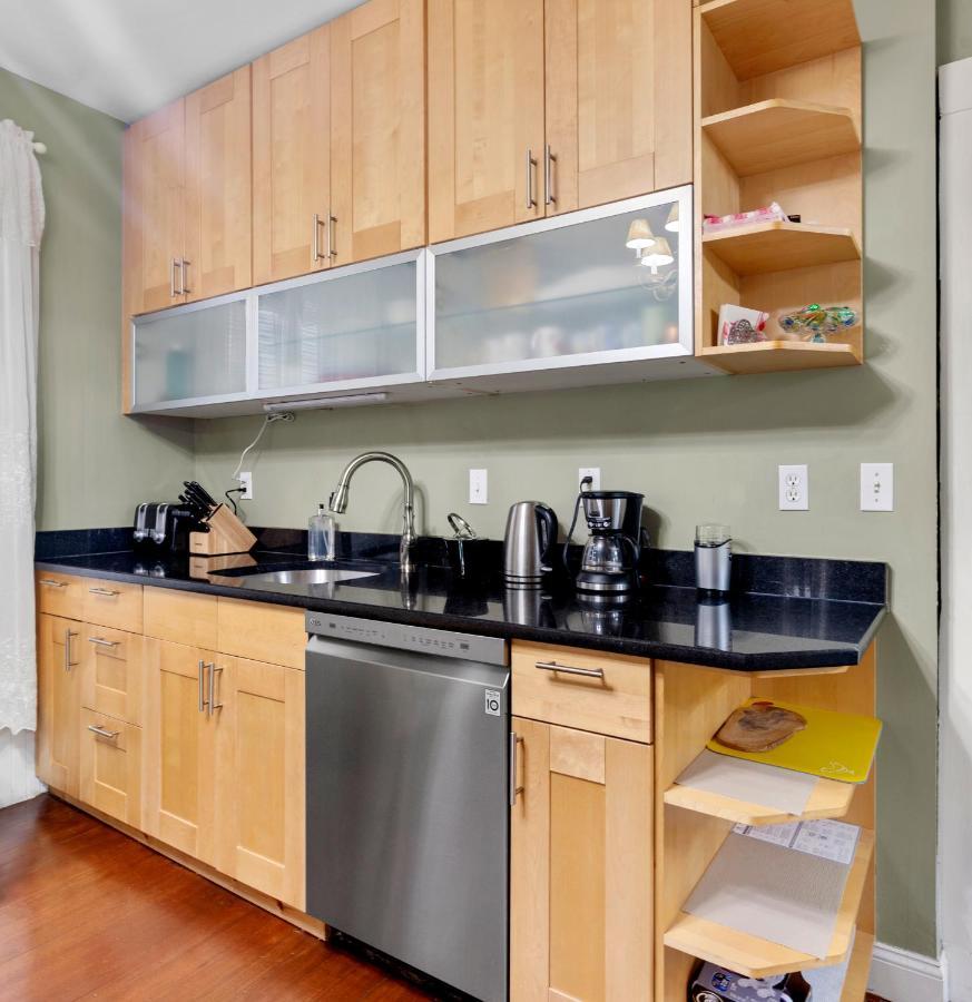 Bright & Spacious 2Br Apartment, Mins From Downtown Boston, Parking Luaran gambar
