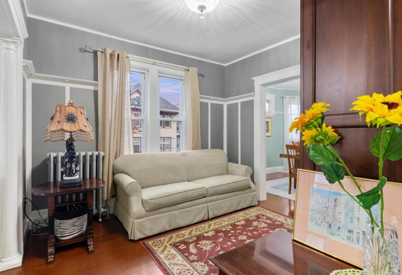 Bright & Spacious 2Br Apartment, Mins From Downtown Boston, Parking Luaran gambar