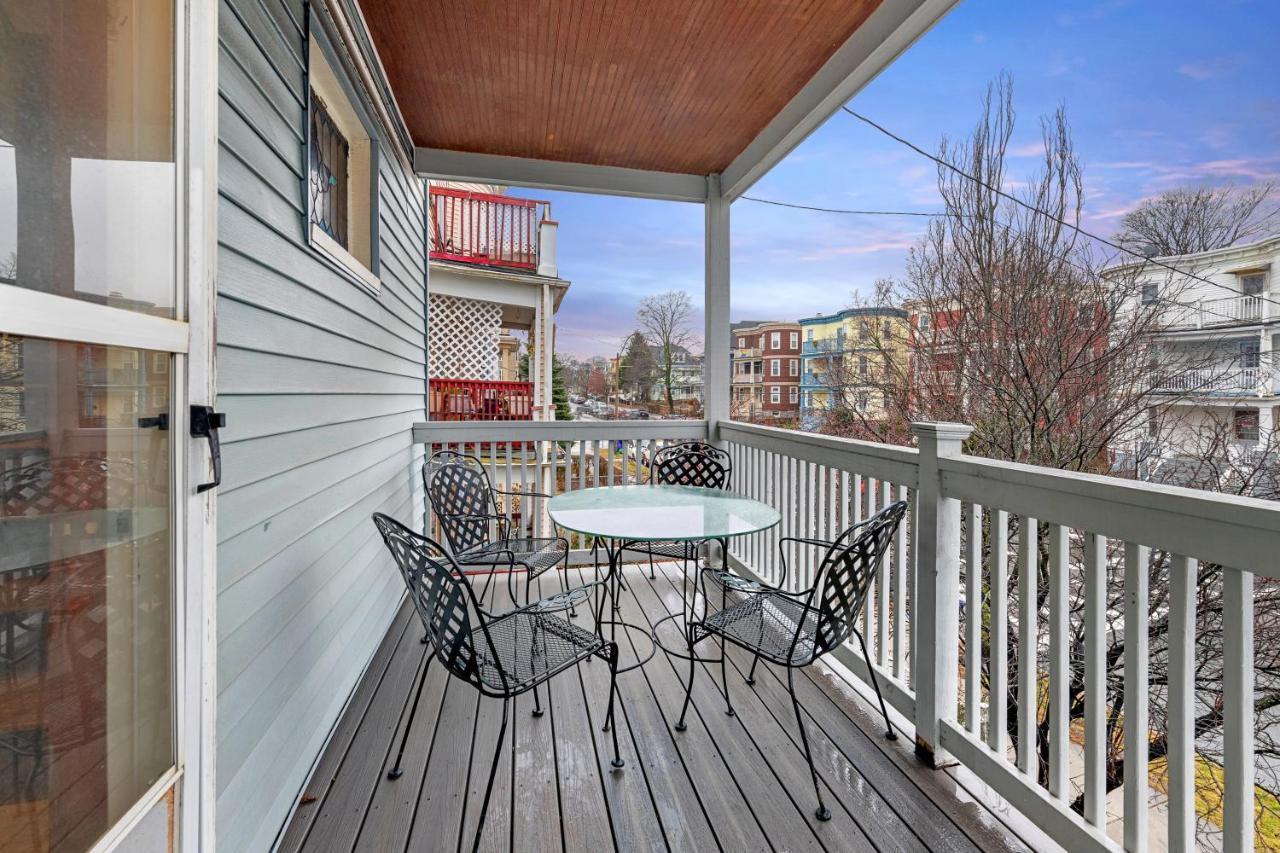Bright & Spacious 2Br Apartment, Mins From Downtown Boston, Parking Luaran gambar