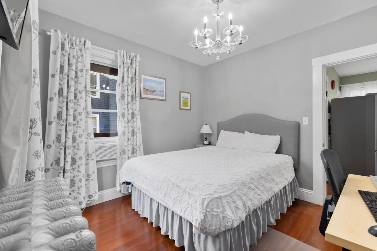 Bright & Spacious 2Br Apartment, Mins From Downtown Boston, Parking Luaran gambar