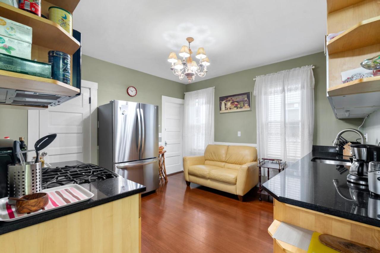 Bright & Spacious 2Br Apartment, Mins From Downtown Boston, Parking Luaran gambar